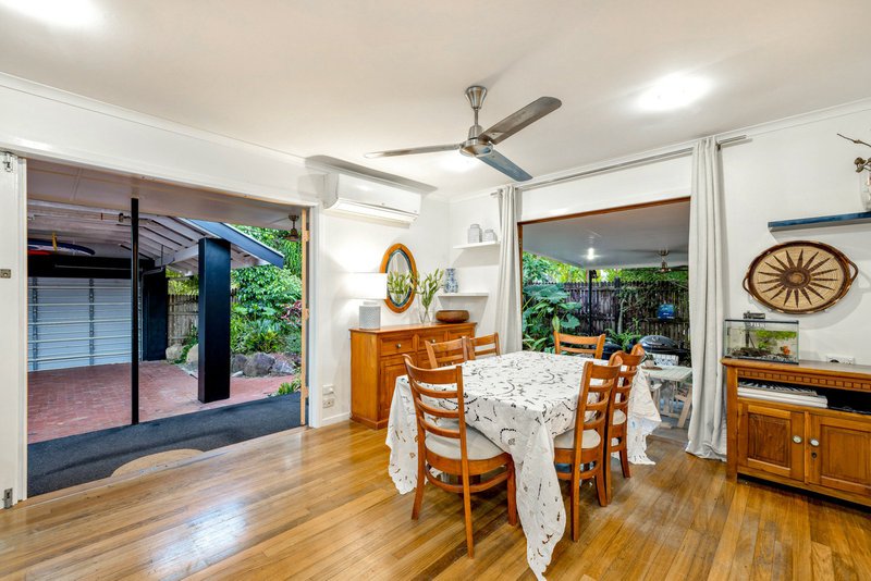 Photo - 26 Bradford Street, Whitfield QLD 4870 - Image 6