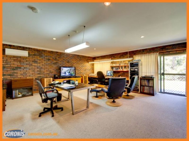 Photo - 26 Branch Creek Road, Clear Mountain QLD 4500 - Image 7