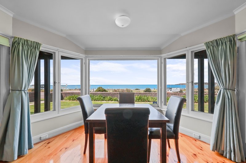 Photo - 26 Bridge Terrace, Victor Harbor SA 5211 - Image 7