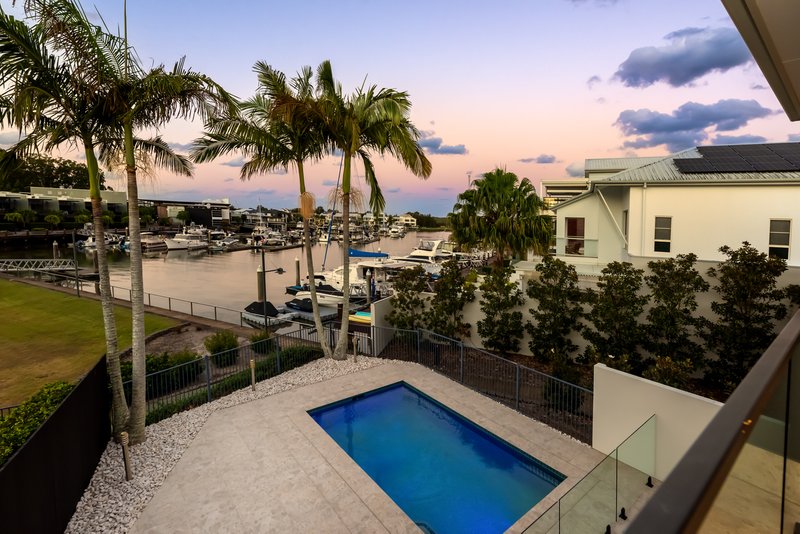 Photo - 26 Brindabella Close, Coomera Waters QLD 4209 - Image 1