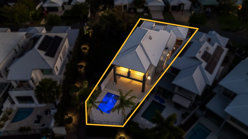 Photo - 26 Brindabella Close, Coomera Waters QLD 4209 - Image 3