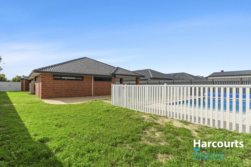 Photo - 26 Broadhurst Avenue, Ravenswood WA 6208 - Image 28