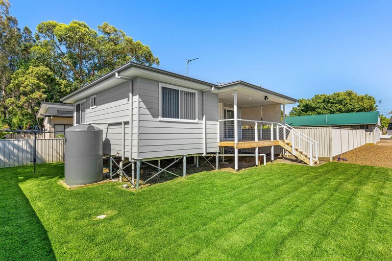 Photo - 26 Brooke Avenue, Killarney Vale NSW 2261 - Image 8