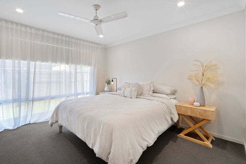 Photo - 26 Brookside Circuit, Ormeau QLD 4208 - Image 11