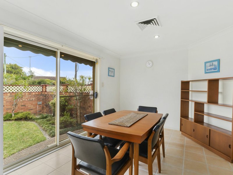 Photo - 26 Broonarra Street, The Entrance NSW 2261 - Image 6