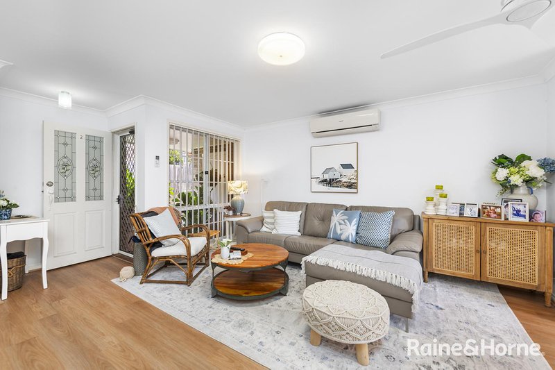 Photo - 2/6 Brougham Street, East Gosford NSW 2250 - Image 3