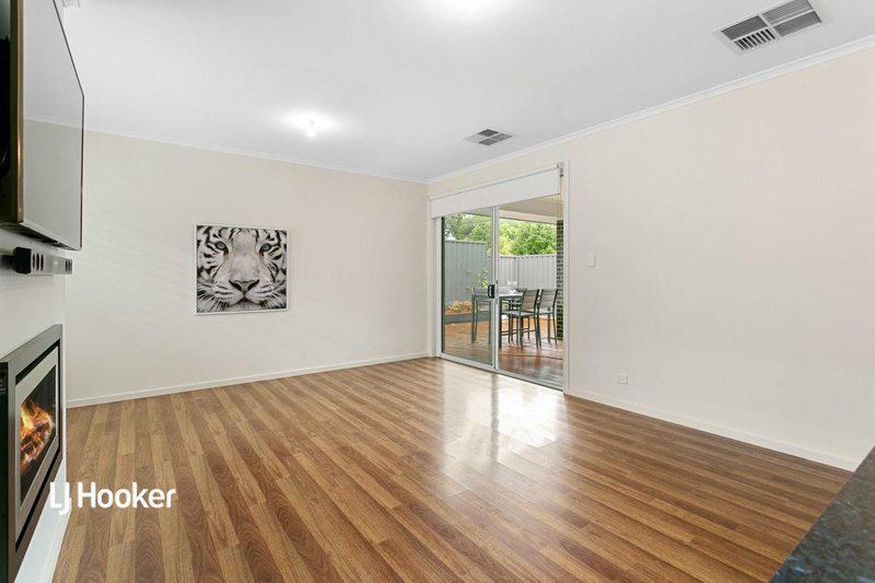 Photo - 26 Buckley Crescent, Fairview Park SA 5126 - Image 11