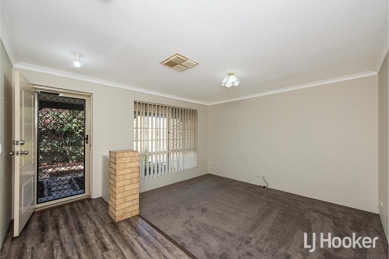 Photo - 26 Bullfinch Street, Huntingdale WA 6110 - Image 7