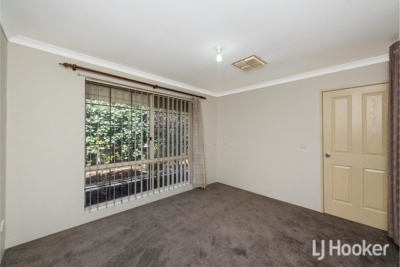 Photo - 26 Bullfinch Street, Huntingdale WA 6110 - Image 9