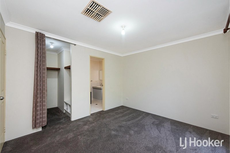 Photo - 26 Bullfinch Street, Huntingdale WA 6110 - Image 11