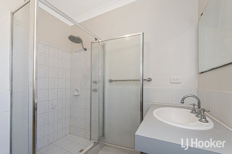 Photo - 26 Bullfinch Street, Huntingdale WA 6110 - Image 12