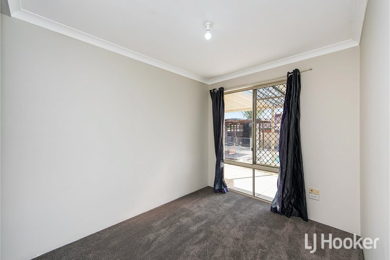 Photo - 26 Bullfinch Street, Huntingdale WA 6110 - Image 16