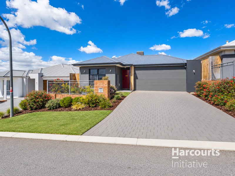 Photo - 26 Bulloo Loop, Ellenbrook WA 6069 - Image 2