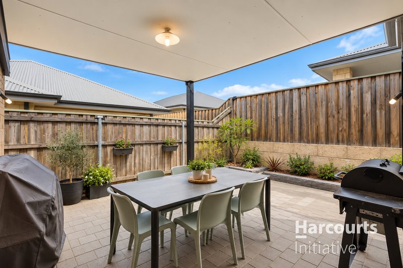 Photo - 26 Bulloo Loop, Ellenbrook WA 6069 - Image 16