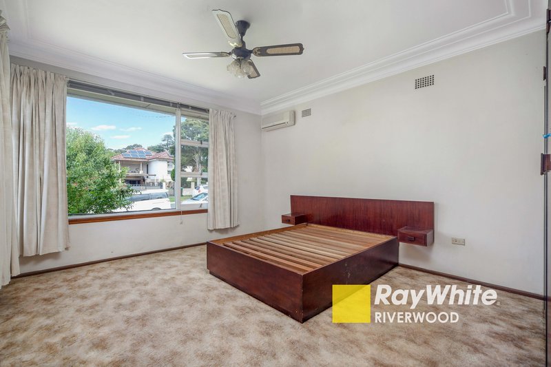 Photo - 26 Bungalow Road, Peakhurst NSW 2210 - Image 3