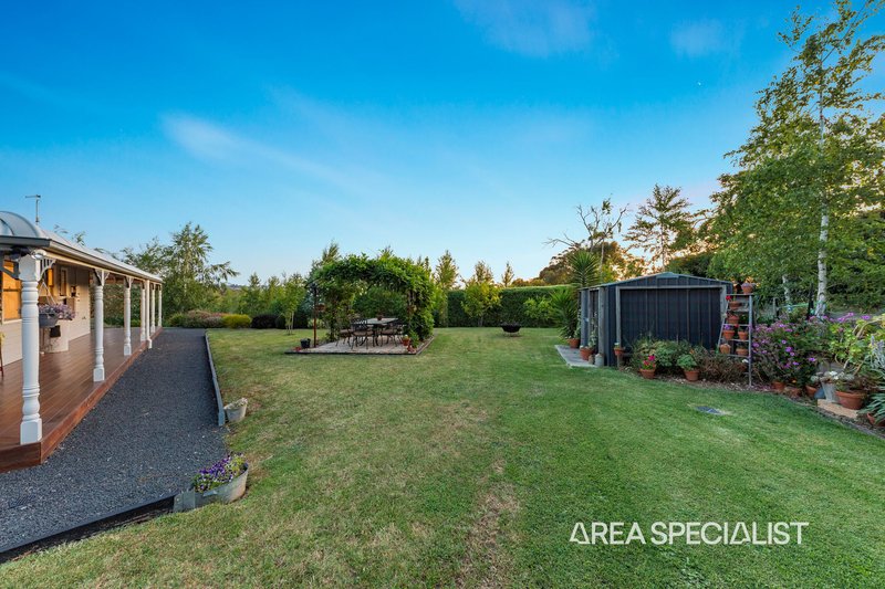 Photo - 26 Bunjil Drive, Drouin VIC 3818 - Image 16