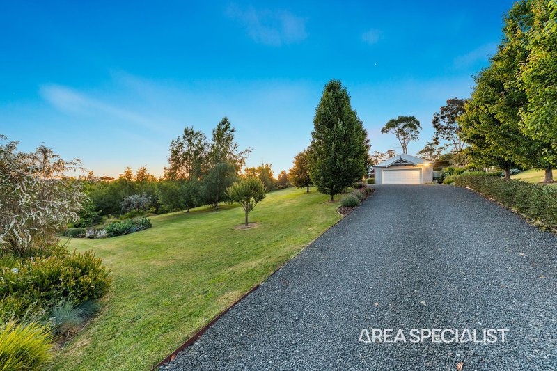 Photo - 26 Bunjil Drive, Drouin VIC 3818 - Image 23