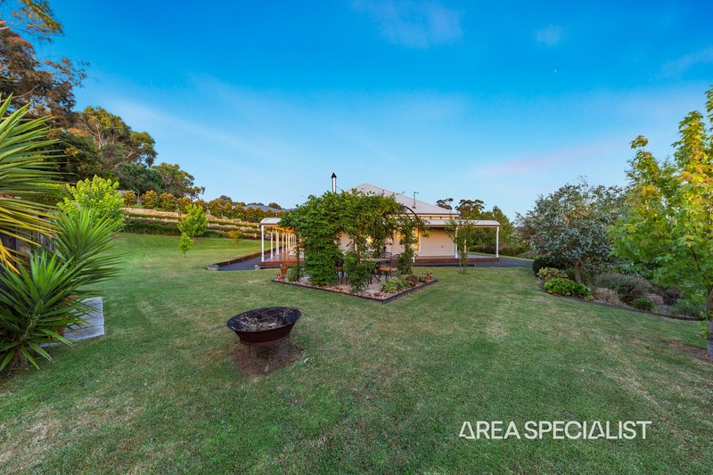 Photo - 26 Bunjil Drive, Drouin VIC 3818 - Image 32