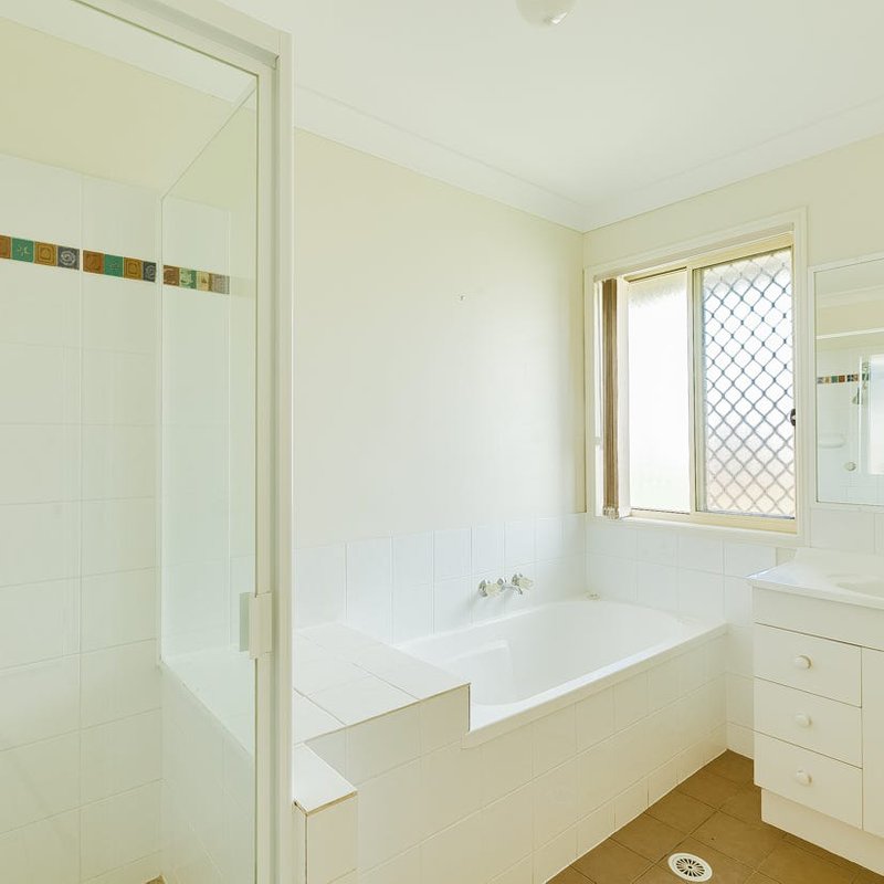 Photo - 26 Burrawang Street, Redbank Plains QLD 4301 - Image 8