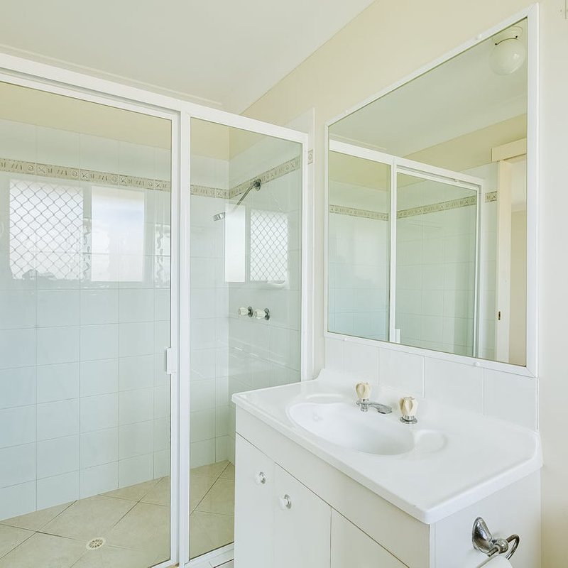 Photo - 26 Burrawang Street, Redbank Plains QLD 4301 - Image 10