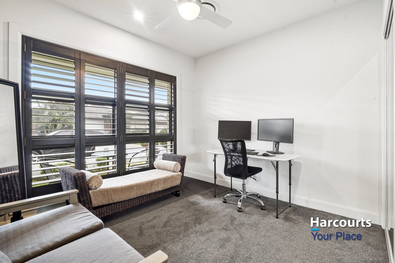 Photo - 26 Burringoa Crescent, Colebee NSW 2761 - Image 11