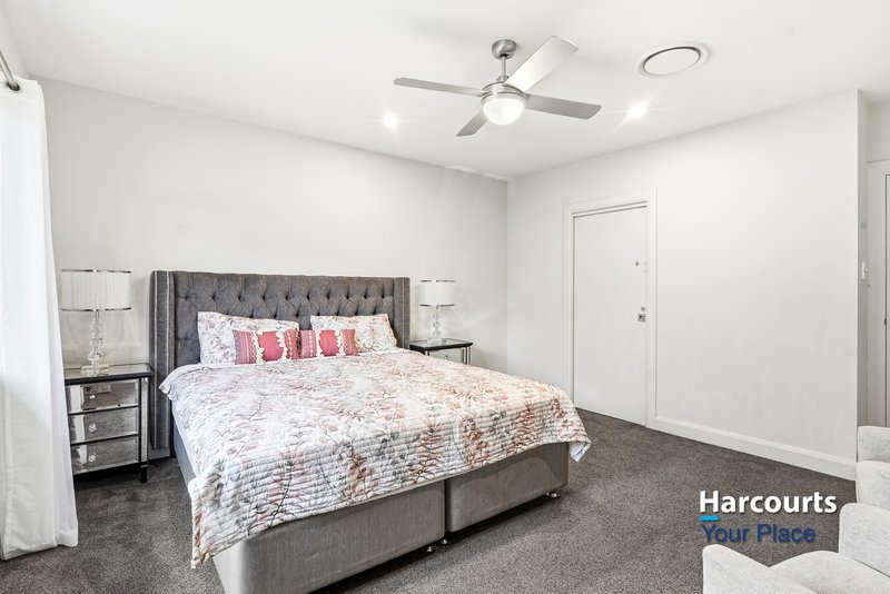 Photo - 26 Burringoa Crescent, Colebee NSW 2761 - Image 15