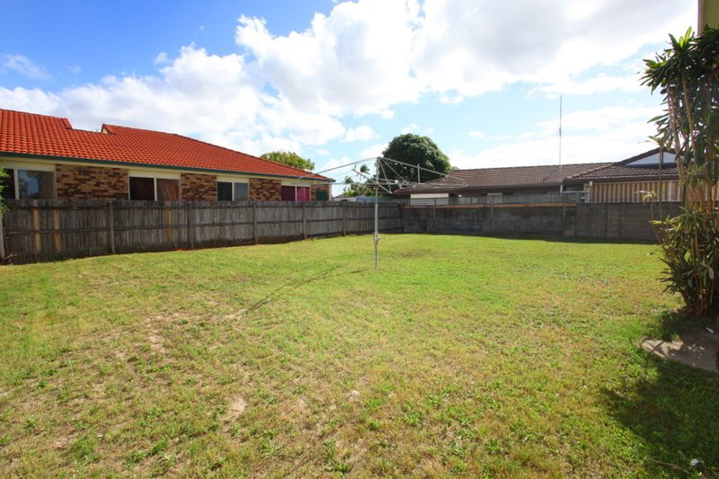 Photo - 26 Burrows Street, Biggera Waters QLD 4216 - Image 8