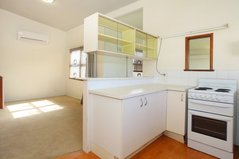 Photo - 26 Burrows Street, Biggera Waters QLD 4216 - Image 20