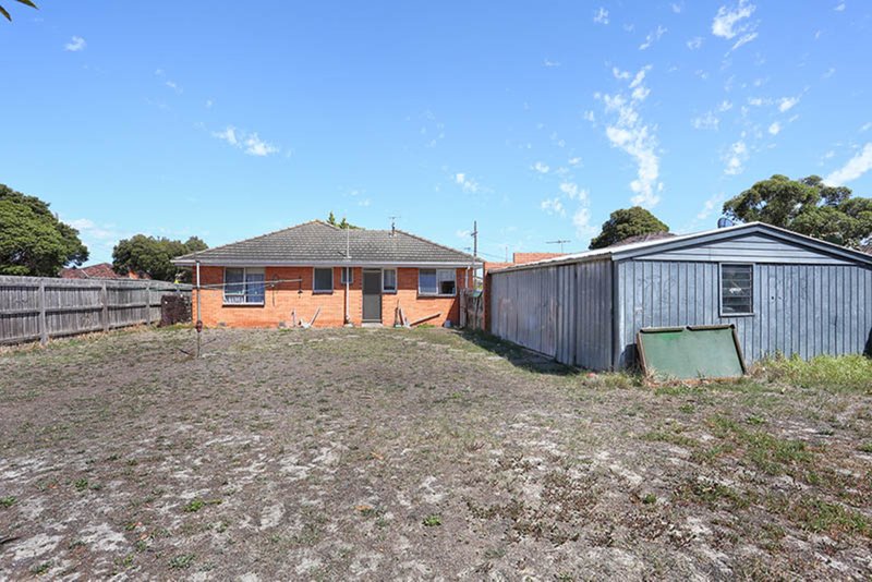 Photo - 26 Burton Street, Lalor VIC 3075 - Image 8