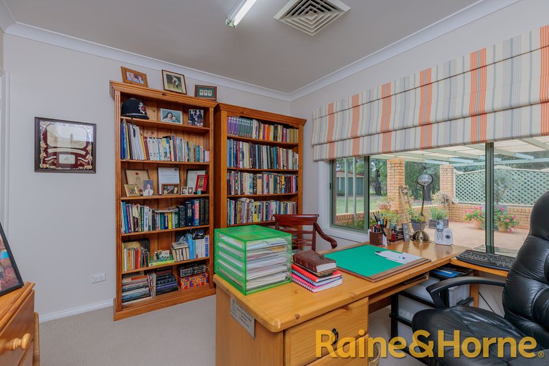 Photo - 26 Butler Drive, Gilgandra NSW 2827 - Image 11