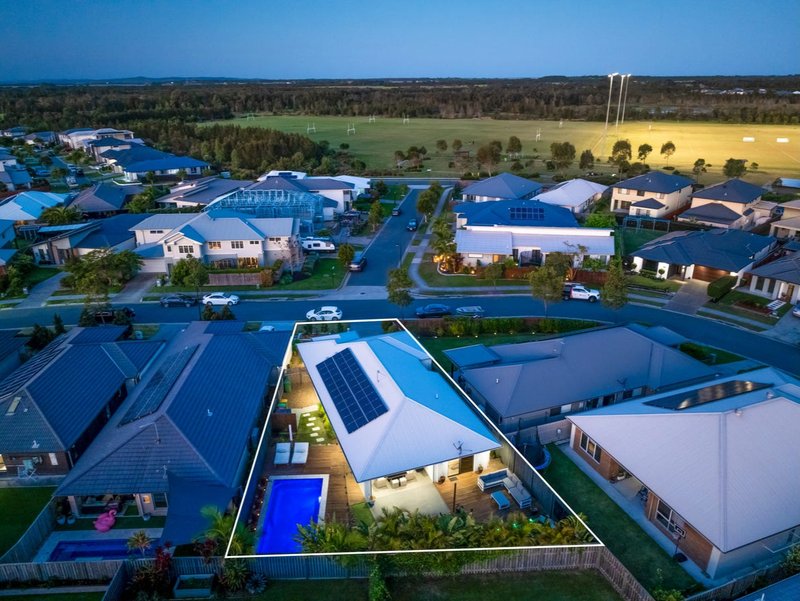 Photo - 26 Butterleaf Crescent, Pimpama QLD 4209 - Image 20