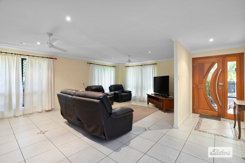 Photo - 26 Callaghan Street, Emerald QLD 4720 - Image 8