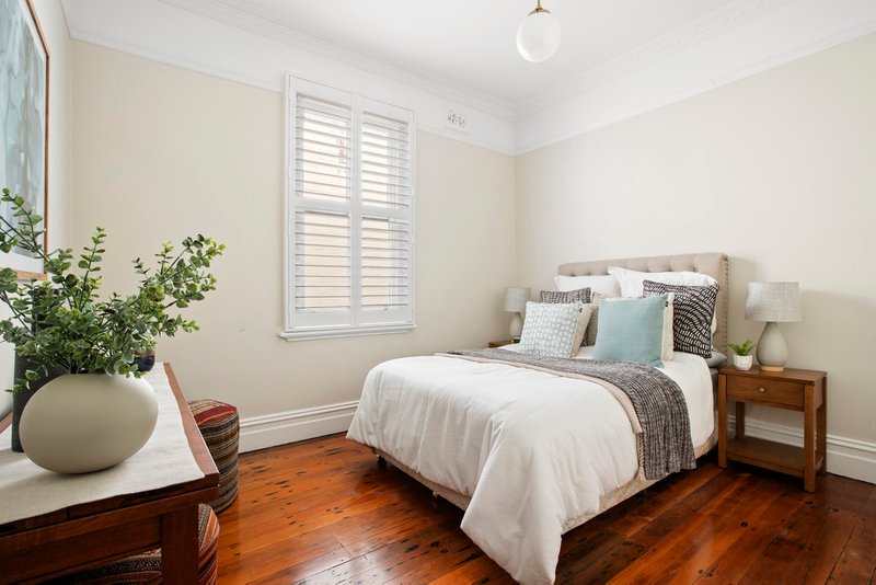 Photo - 26 Calvert Street, Marrickville NSW 2204 - Image 6