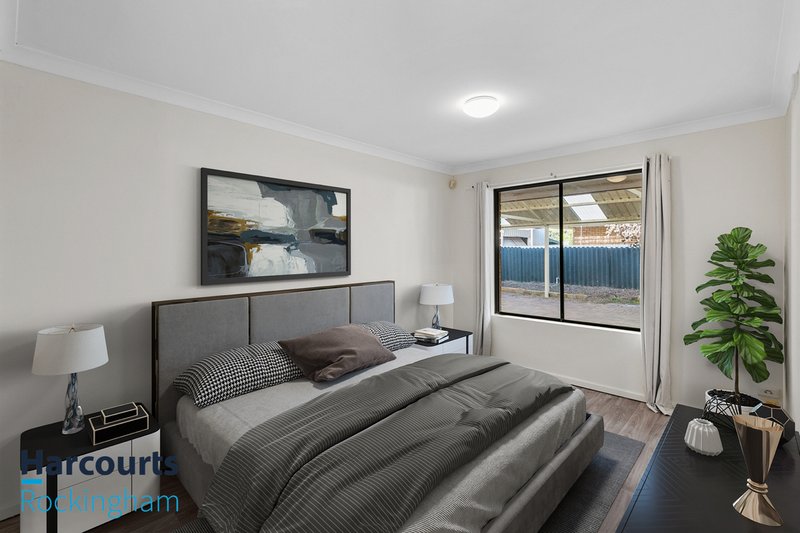 Photo - 26 Cambridge Crescent, Cooloongup WA 6168 - Image 14