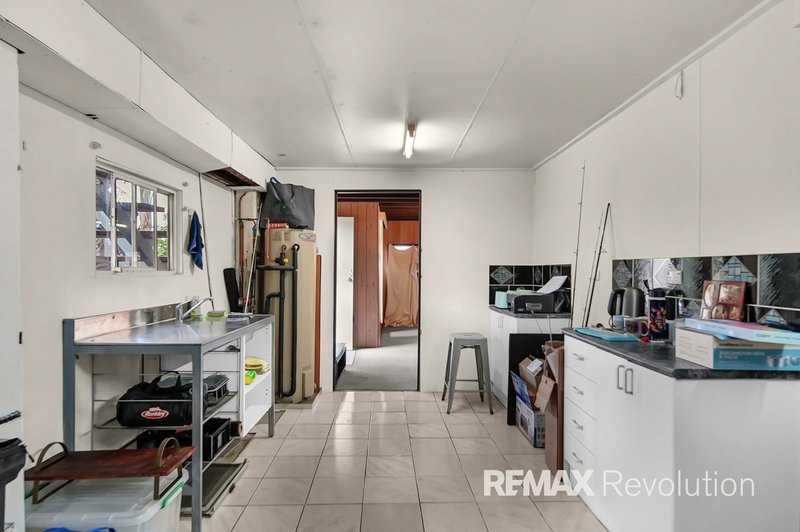 Photo - 26 Canterbury Lane, Bethania QLD 4205 - Image 9