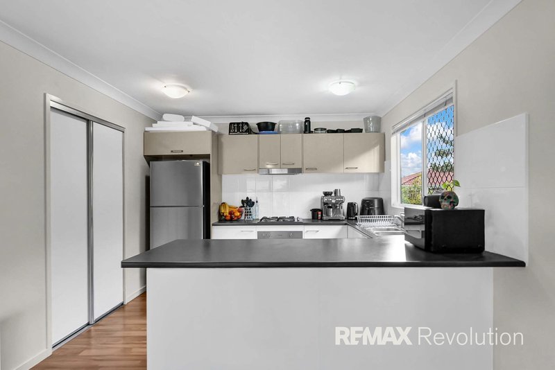 Photo - 26 Canterbury Lane, Bethania QLD 4205 - Image 14