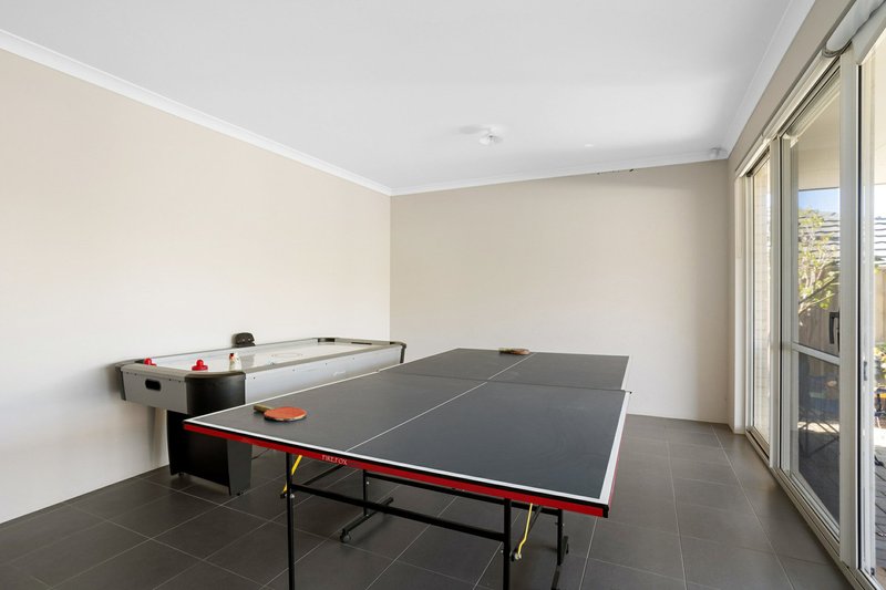 Photo - 26 Capulet Street, Coolbellup WA 6163 - Image 10