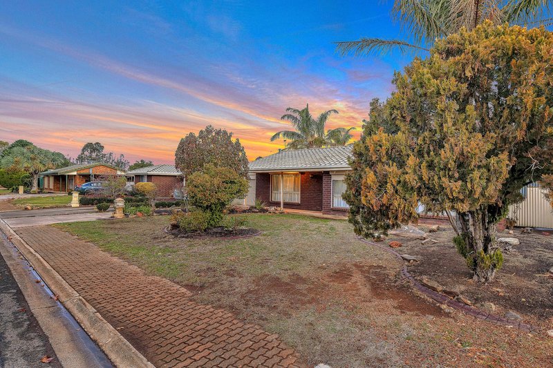 Photo - 26 Carabeen Crescent, Andrews Farm SA 5114 - Image 3