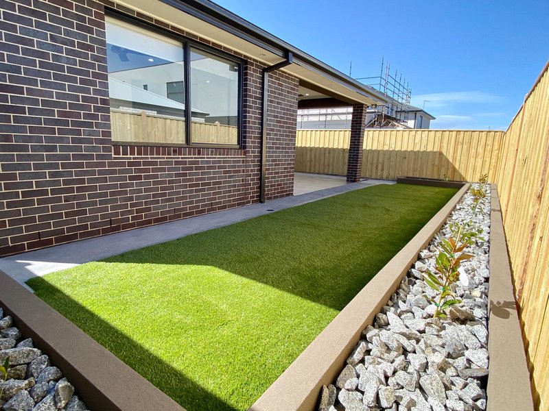 Photo - 26 Carat Street, Greenvale VIC 3059 - Image 21