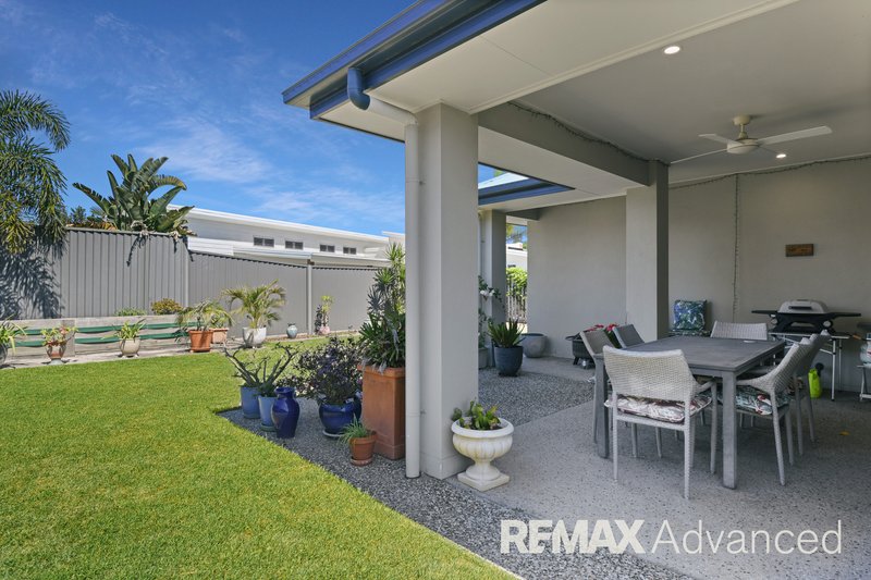 Photo - 26 Caraway Crescent, Banksia Beach QLD 4507 - Image 4