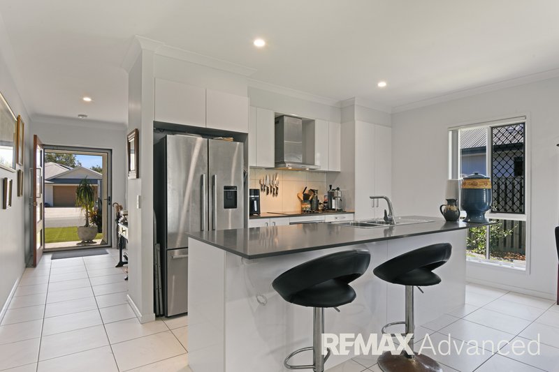Photo - 26 Caraway Crescent, Banksia Beach QLD 4507 - Image 8