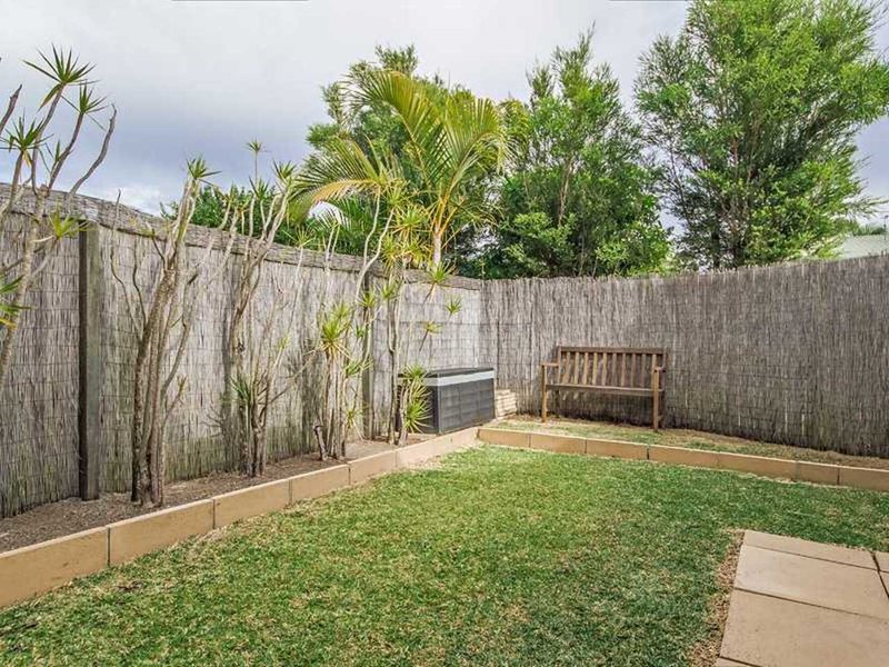 Photo - 2/6 Cardona Crt , Reedy Creek QLD 4227 - Image 2