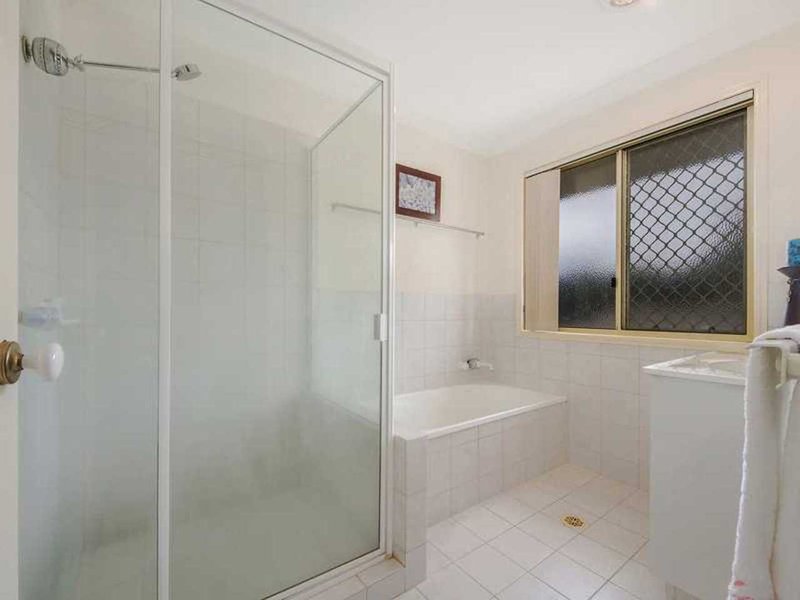 Photo - 2/6 Cardona Crt , Reedy Creek QLD 4227 - Image 13