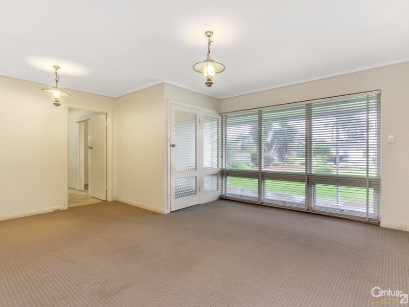 Photo - 26 Carlo Street, Kidman Park SA 5025 - Image 2