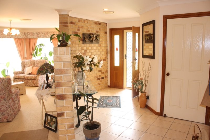 Photo - 26 Caroline Court, Beaudesert QLD 4285 - Image 9