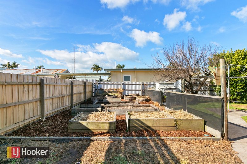 Photo - 26 Carpenter Street, Lakes Entrance VIC 3909 - Image 12