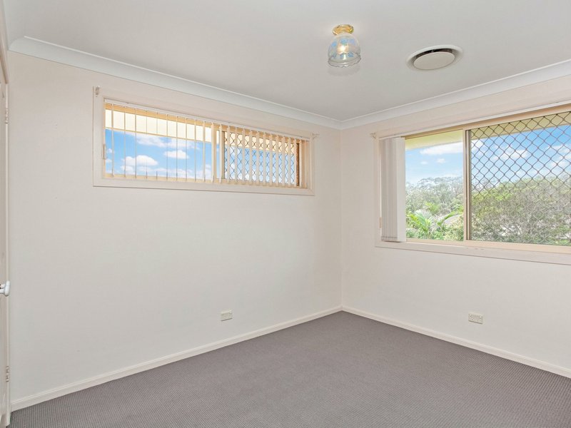 Photo - 26 Carrabeen Drive, Old Bar NSW 2430 - Image 14