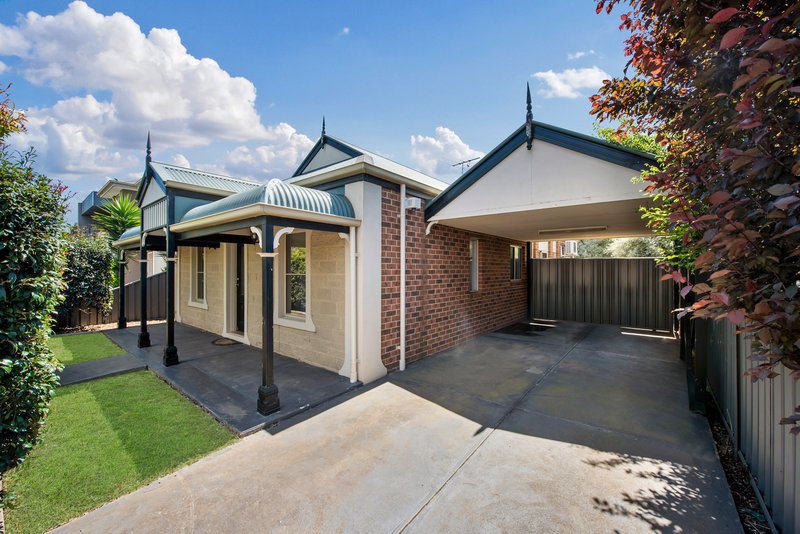 26 Cassan Way, Caroline Springs VIC 3023