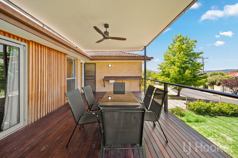 Photo - 26 Cassinia Street, Crestwood NSW 2620 - Image 4