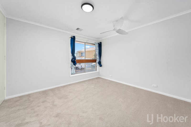 Photo - 26 Cassinia Street, Crestwood NSW 2620 - Image 16